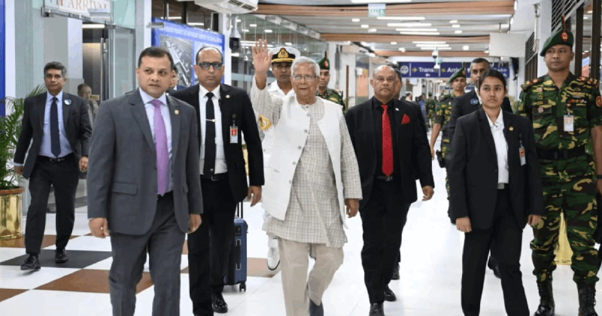 জাপানের উদ্দেশে ঢাকা ছেড়েছেন প্রধান উপদেষ্টা