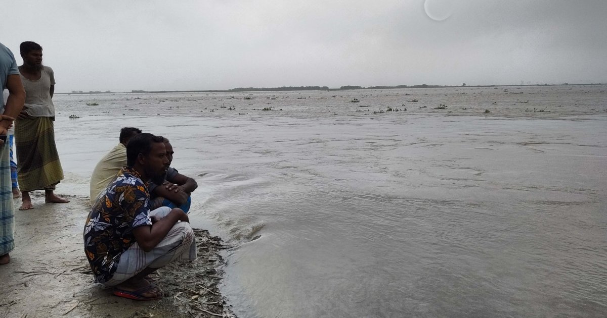 তিস্তা অববাহিকার ৫ জেলায় বন্যার হাতছানি