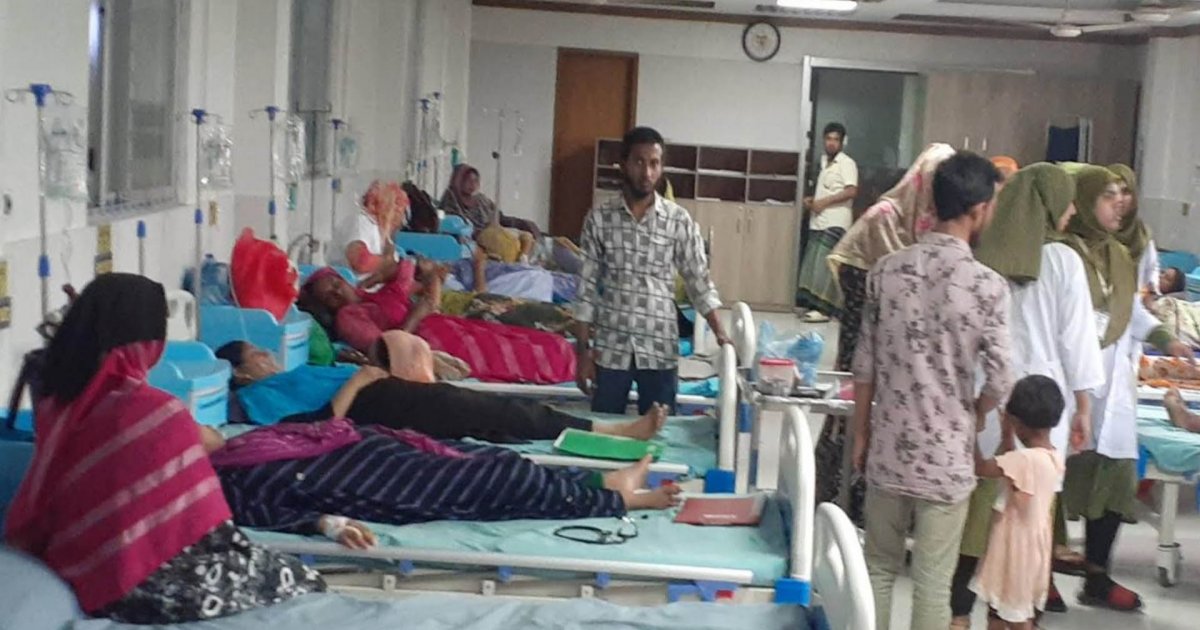 গাজীপুরে কারখানার পানি পান করে শতাধিক শ্রমিক অসুস্থ