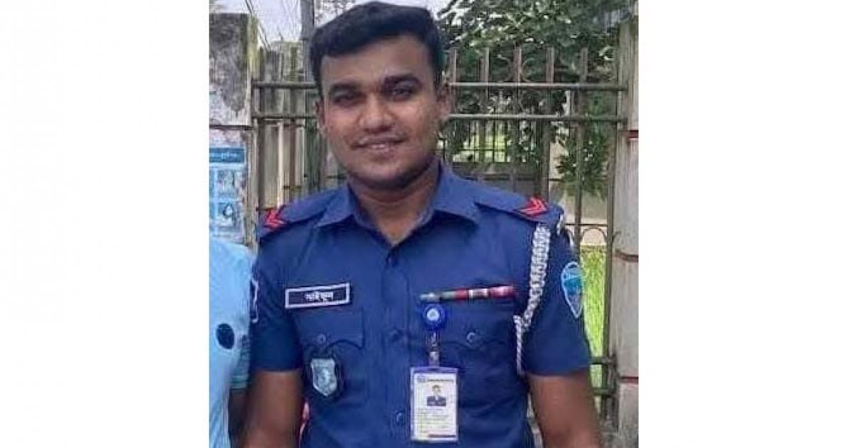 মেঘনায় ট্রলারডুবি: পুলিশ সদস্যের মরদেহ উদ্ধার, এখনও নিখোঁজ ২