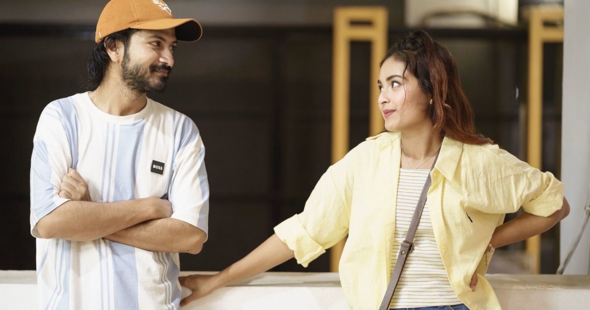 সৌভাগ্যবান ‘দম্পতি’ ইয়াশ-তটিনী!