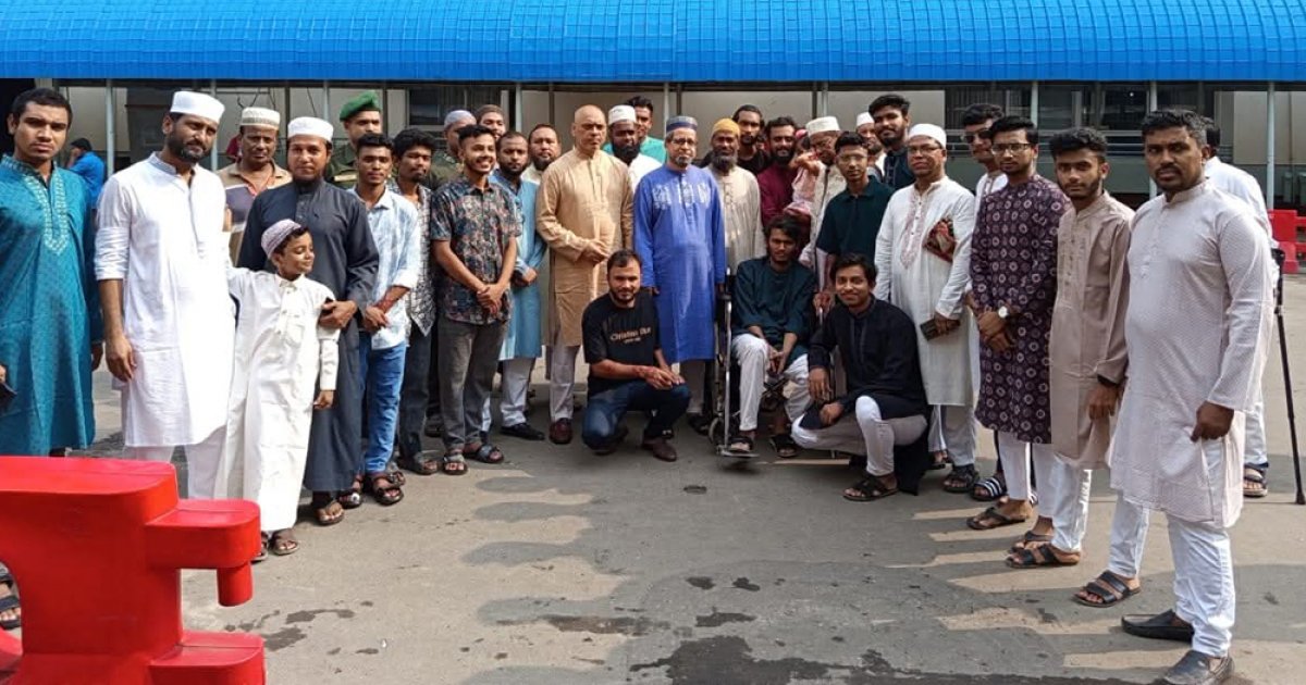 বিএমইউতে ঈদের জামাত অনুষ্ঠিত, হয়েছে শুভেচ্ছা বিনিময়