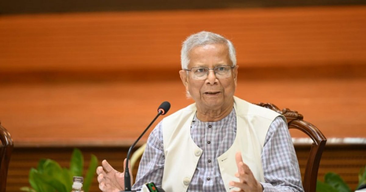 মাঝারি ও ক্ষুদ্র শিল্পের বিকাশে সরকার আন্তরিক: প্রধান উপদেষ্টা