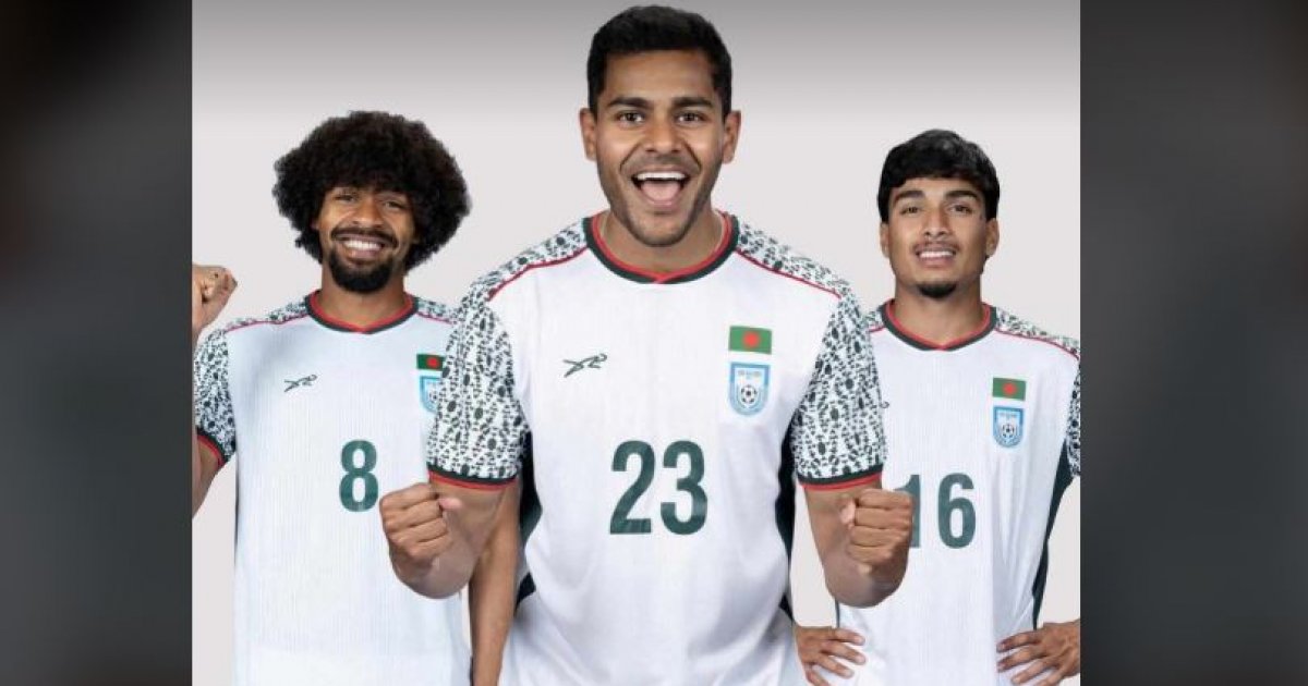 এক গোলে পিছিয়ে থেকে বিরতিতে বাংলাদেশ
