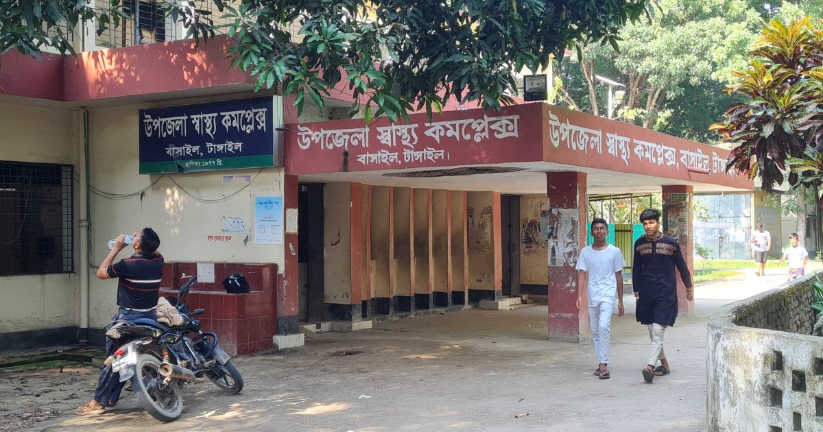 বন্ধুদের সঙ্গে বেড়াতে গিয়ে বিলে ডুবে কিশোরের মৃত্যু