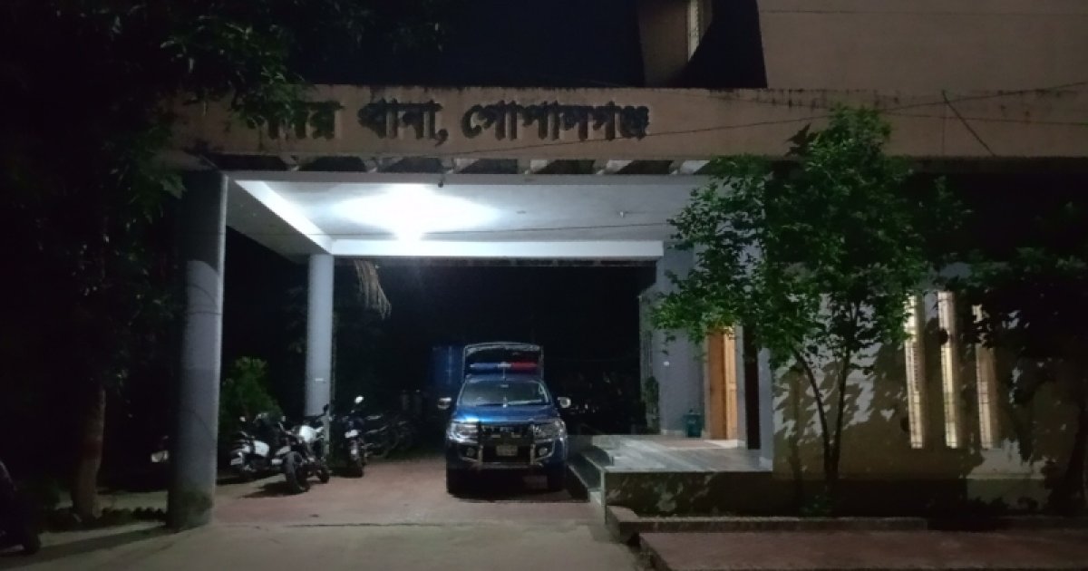 সেতুতে টোল নিয়ে শ্রমিকদের হামলায় সেনাসদস্য আহত