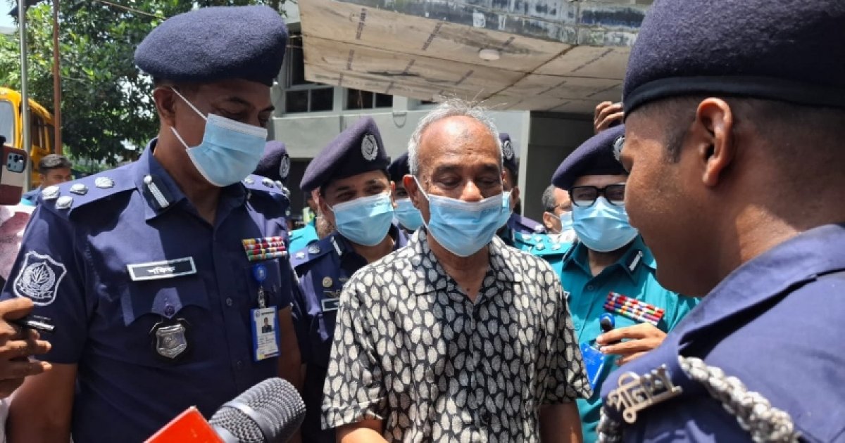 তারেক রহমানের দেশে ফিরতে কোনও অসুবিধা নেই: স্বরাষ্ট্র উপদেষ্টা