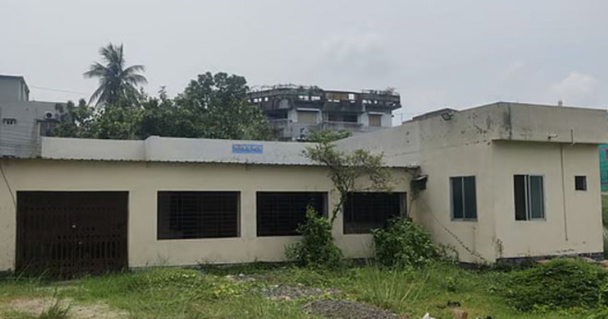 কুষ্টিয়ায় করোনা শনাক্তের ল্যাব থেকে ৪০ লাখ টাকার যন্ত্রাংশ চুরি, হয়নি মামলা