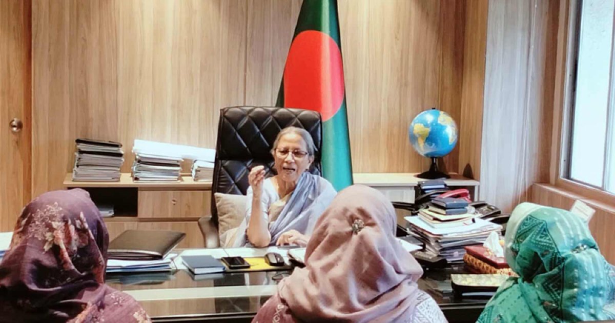 এবছর ঈদযাত্রা-কোরবানি যেকোনও বছরের তুলনায় স্বস্তিদায়ক ছিল: প্রাণিসম্পদ উপদেষ্টা