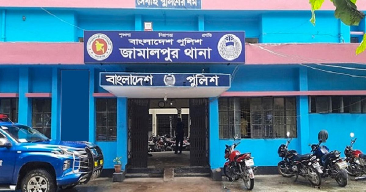 মাইকে ঘোষণা দিয়ে ৭ পরিবারকে সমাজচ্যুত, থানায় অভিযোগ