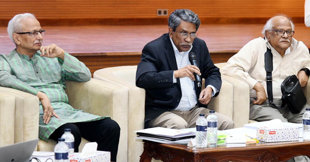 সংসদ সদস্যরা শুধু অর্থবিল ও আস্থাভোটে দলীয় অনুগত থাকবেন: আলী রীয়াজ