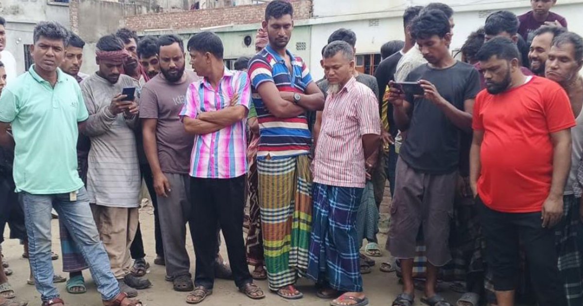 ড্রেনে পড়ে ছিল হাত-পা বাঁধা তরুণের বস্তাবন্দি লাশ