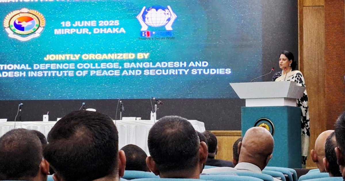 তথ্য এখন জাতীয় নিরাপত্তার কৌশলগত অস্ত্র: পরিবেশ উপদেষ্টা