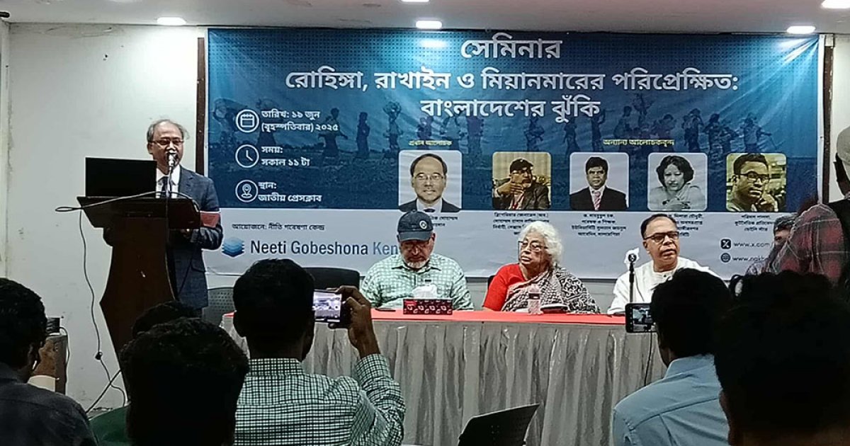 ‘রোহিঙ্গাদের ঢল নামার তথ্য আগে থেকেই বাংলাদেশের কাছে ছিল’