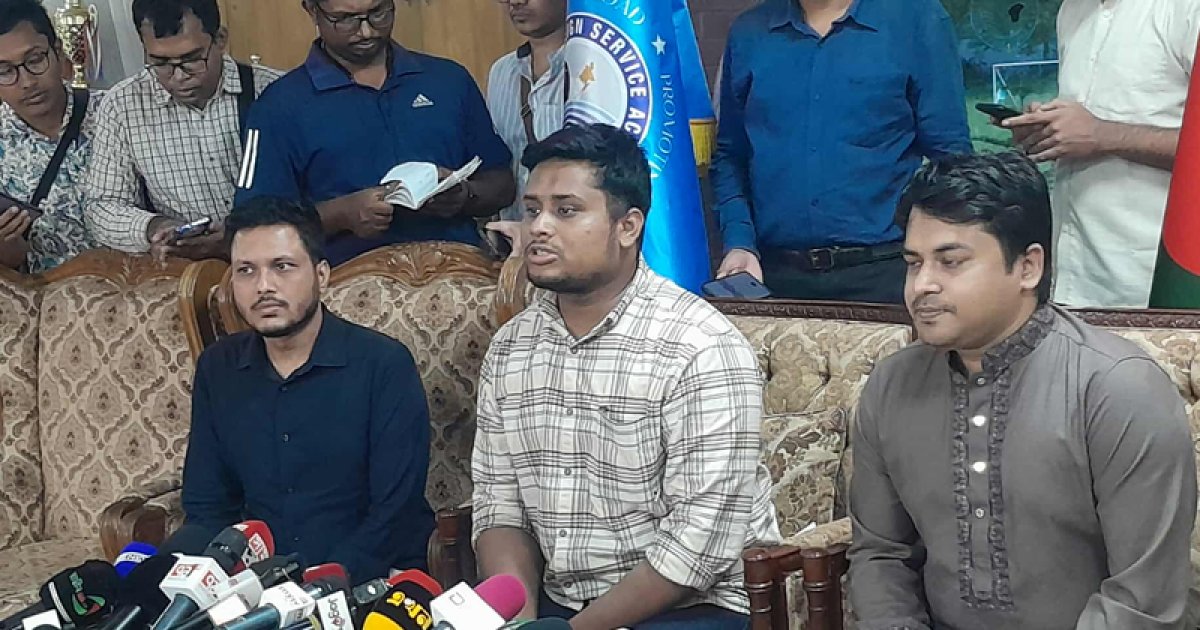 ‘রাষ্ট্রের বিভিন্ন স্তরে এখনও ফ্যাসিবাদী উপাদান সরব, দায় সরকারের’