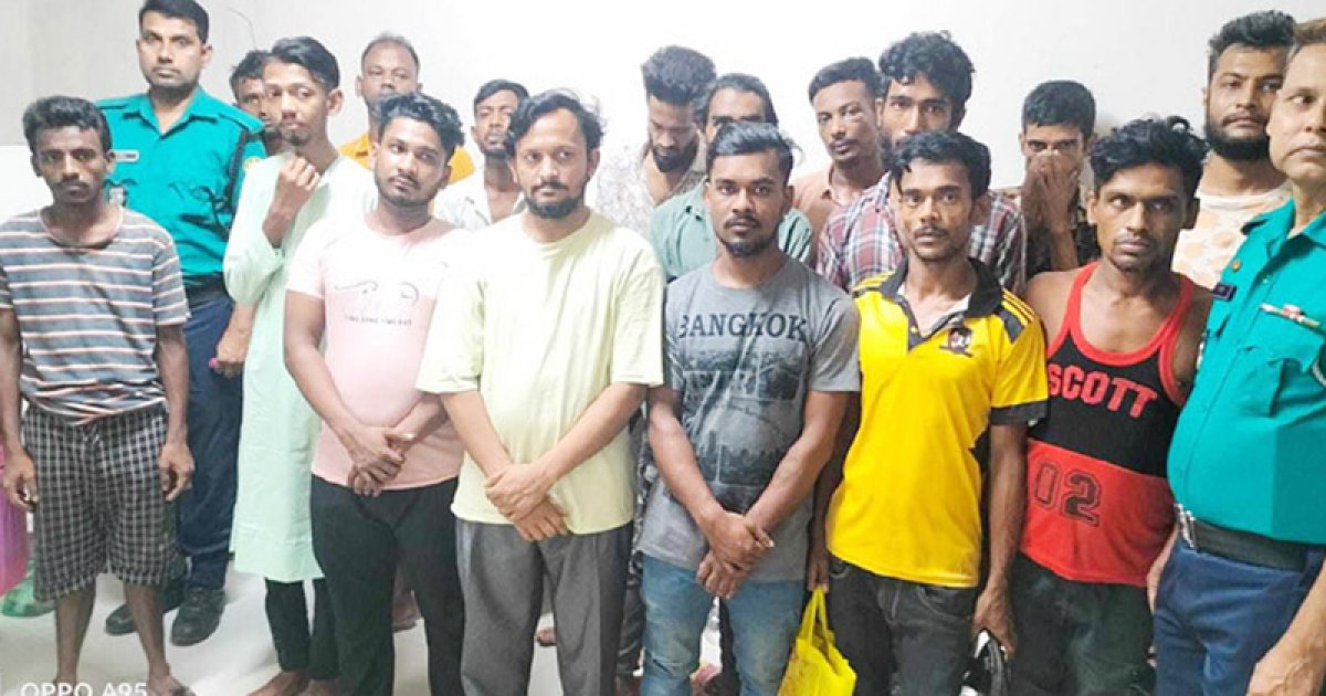 মোহাম্মদপুরে সাঁড়াশি অভিযানে গ্রেফতার ১৮