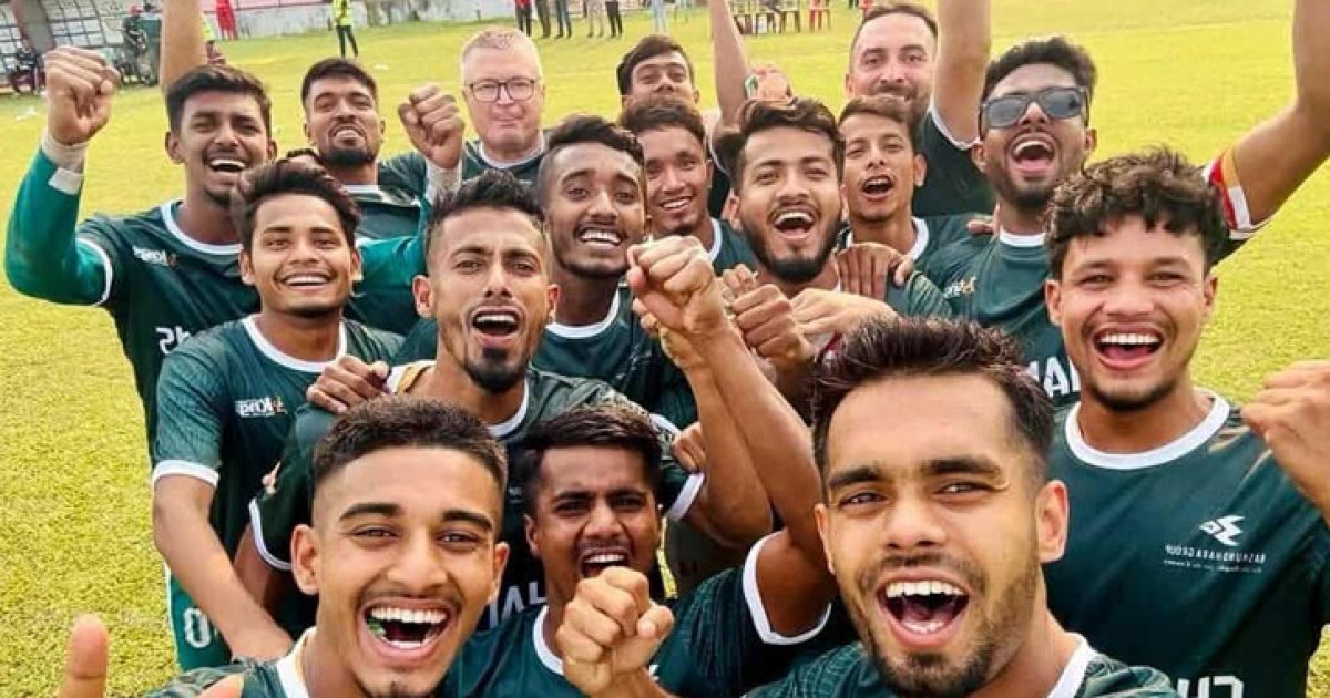 ঢাকার মাঠে স্ট্রোক করে আপাতত কোচিংয়ে বিরতি কিংসের তিতার