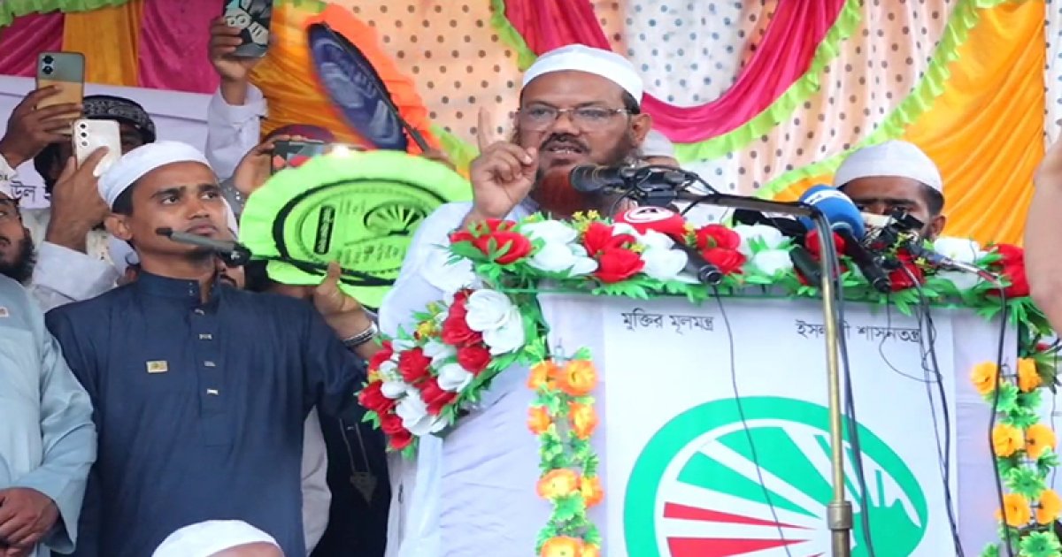৫ আগস্টের পর কোনও পরিবর্তন দেখছি না: ফয়জুল করিম