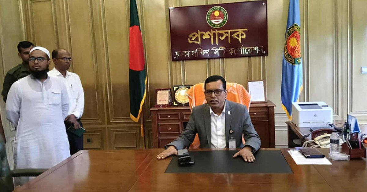৪৩ দিন পর নগর ভবনে ফিরলেন ডিএসসিসি প্রশাসক