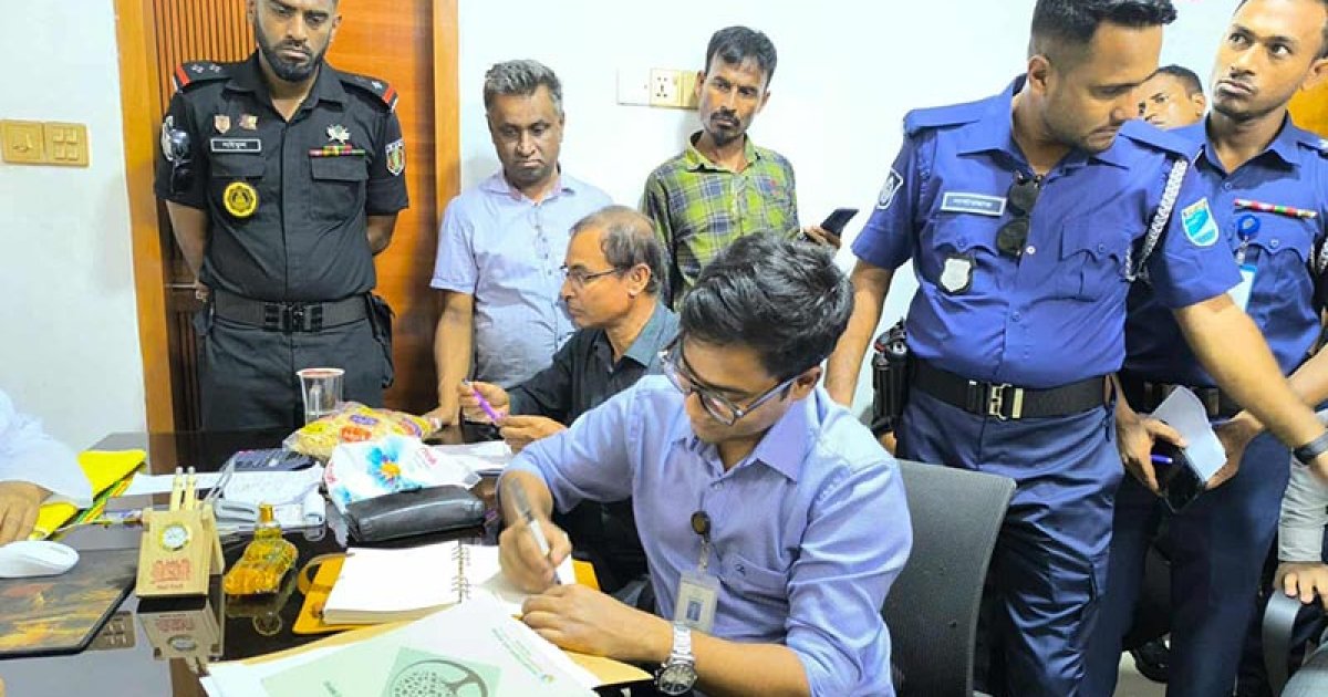 কিশোরগঞ্জে পাঁচ প্রতিষ্ঠানকে সাত লাখ টাকা জরিমানা
