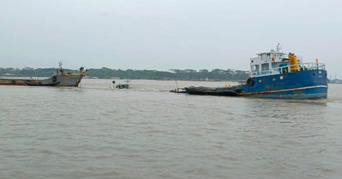 এখনও শুরু হয়নি ডুবে যাওয়া জাহাজের উদ্ধারকাজ, পরিবেশ বিপর্যয়ের আশঙ্কা