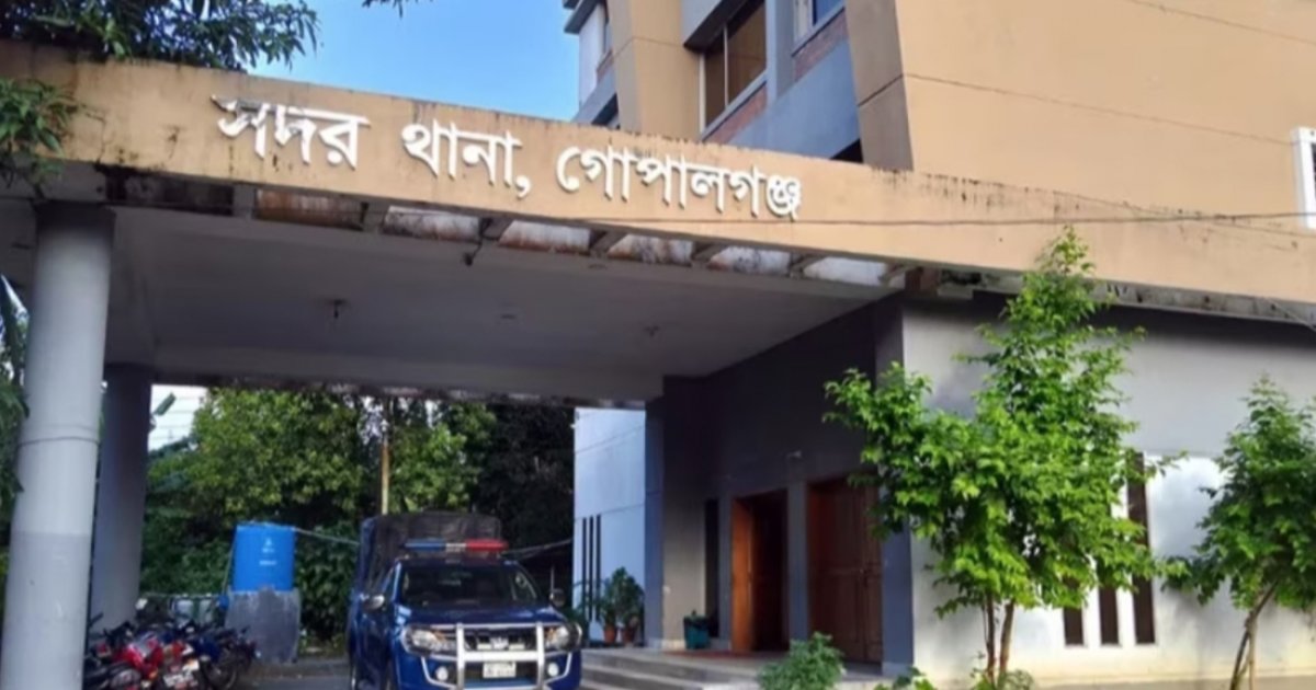 গোপালগঞ্জে ভ্যান চুরির মীমাংসা করতে বসে উল্টো সংঘর্ষ, আহত অর্ধশতাধিক