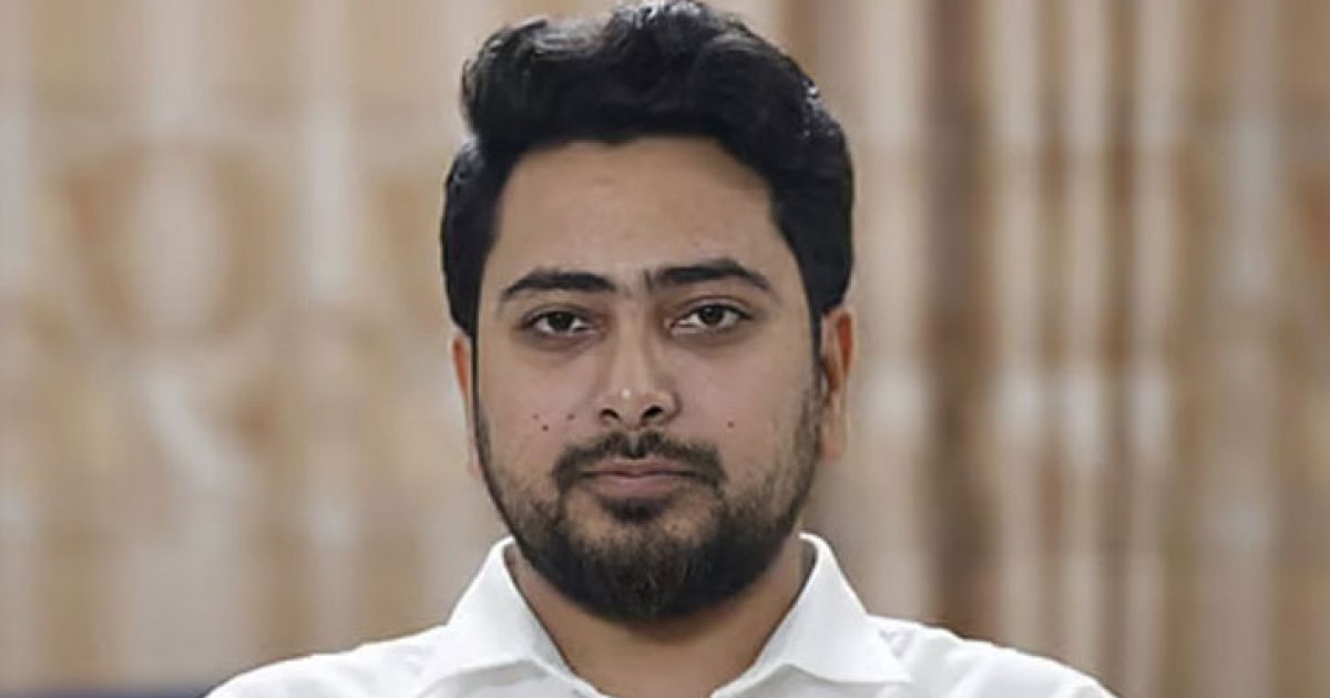 ফ্যাসিস্ট হটানোর পরে দেশে আবার সন্ত্রাস-চাঁদাবাজি শুরু হয়েছে: নাহিদ ইসলাম