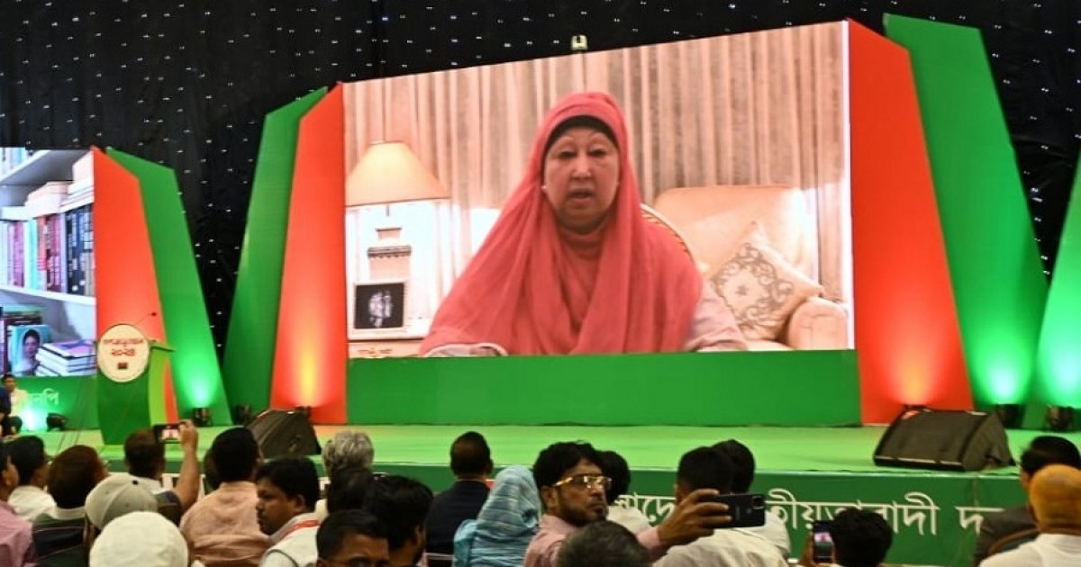গুম-খুনের বিচার ও শহীদদের রাষ্ট্রীয় স্বীকৃতির দাবি জানালেন খালেদা জিয়া