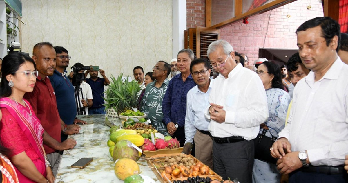 ‘পাহাড়ি ফল আমাদের ভবিষ্যৎ অর্গানিক খাদ্যের প্রতিচ্ছবি’