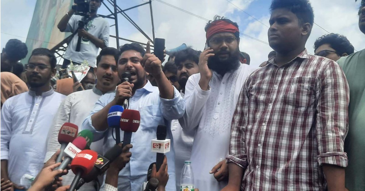 ফ্যাসিস্ট সরকারের পতন হলেও ফ্যাসিস্ট ব্যবস্থা রয়ে গেছে: নাহিদ ইসলাম