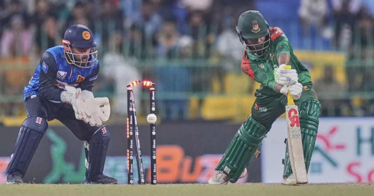 ওয়ানডেতে এমন ধস আগে দেখেনি ক্রিকেট বিশ্ব!