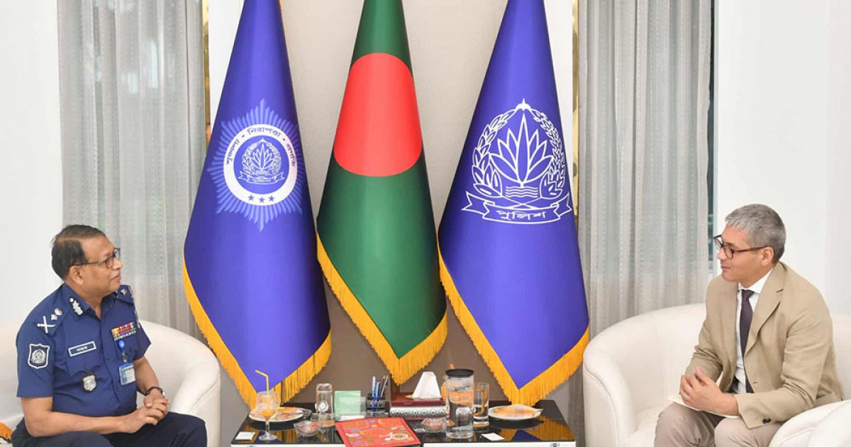 আইজিপি’র সঙ্গে ইউনেস্কো প্রতিনিধির সাক্ষাৎ