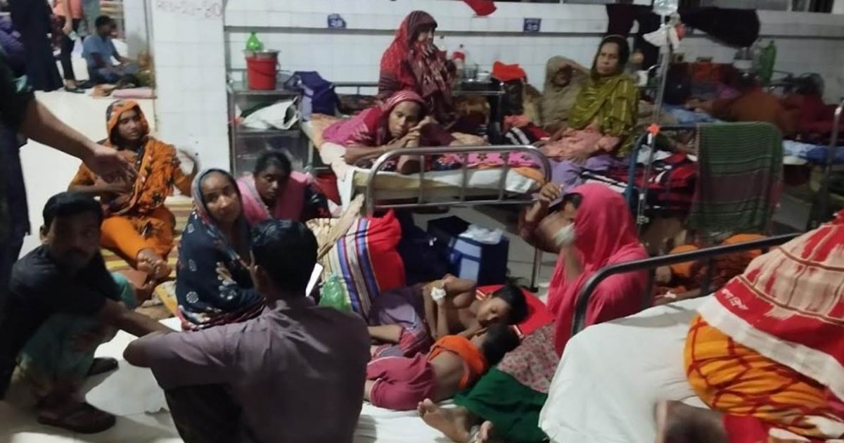 বিয়ের প্রস্তাব প্রত্যাখ্যান: নারী-শিশুসহ ৩ জনের ওপর ‘অ্যাসিড’ নিক্ষেপ