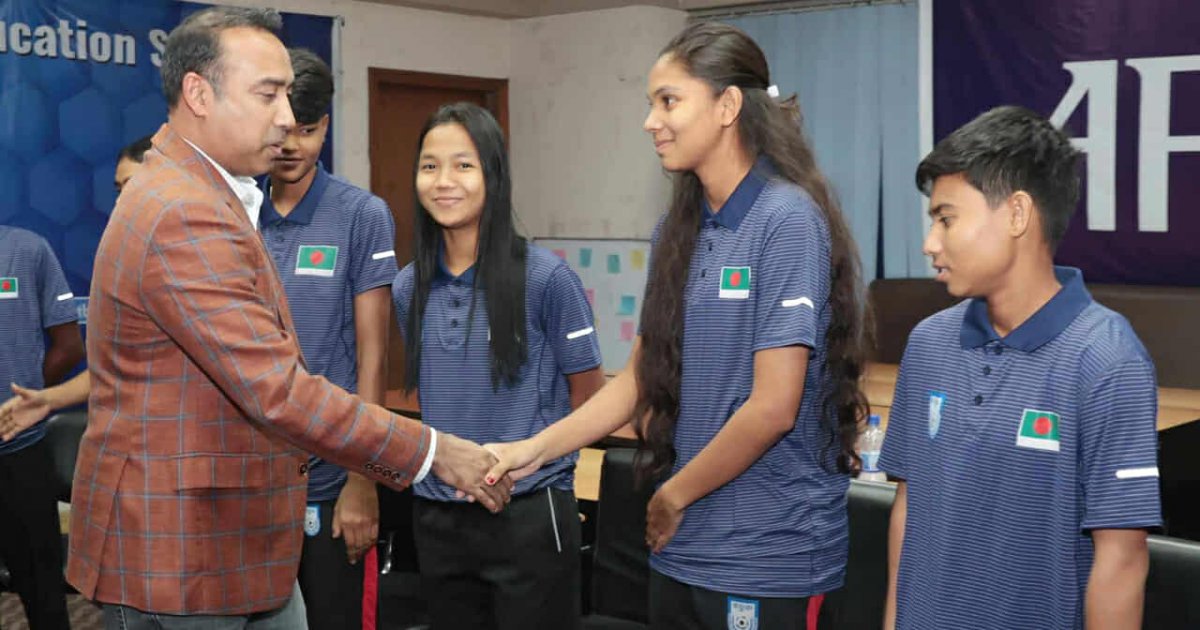 ‘নারী ফুটবল দলের জন্য পুরো পৃথিবী বাংলাদেশকে নতুন করে চিনছে’