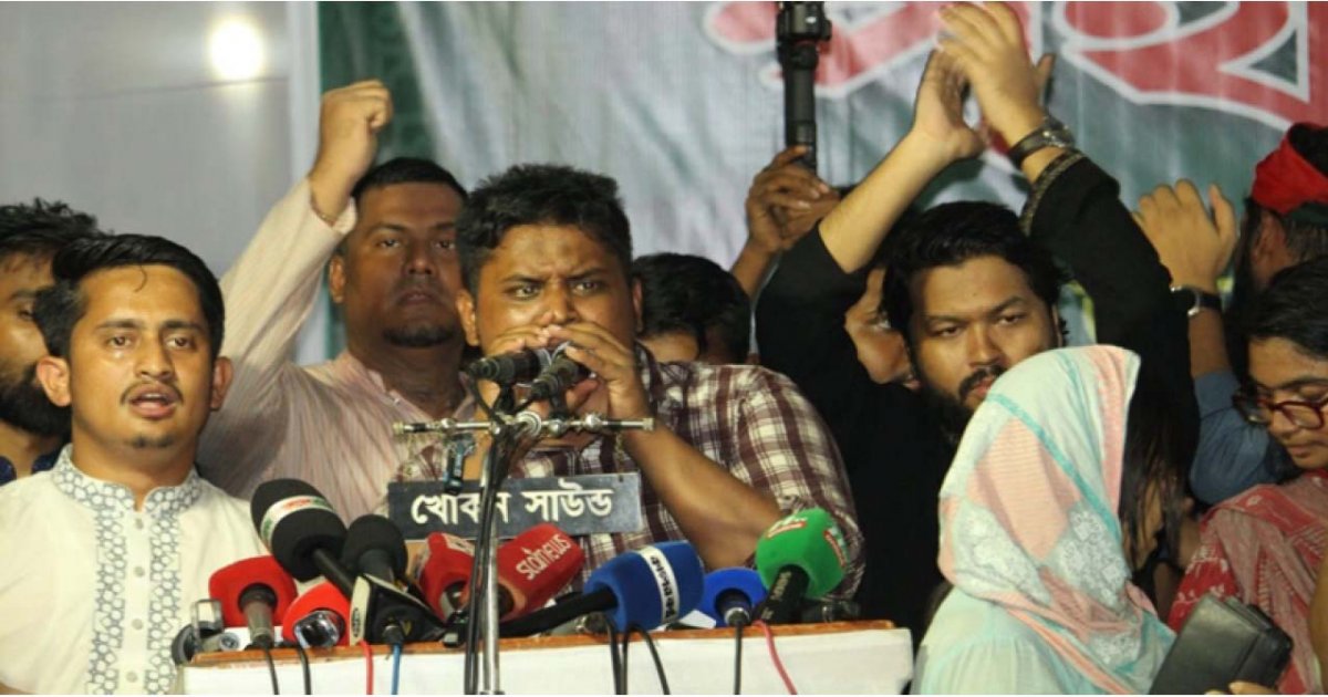 ডিসি-এসপিরা ‘চিপায় পড়ে’ ছাত্রনেতাদের সঙ্গে ভালো ব্যবহার করছেন: হাসনাত আবদুল্লাহ