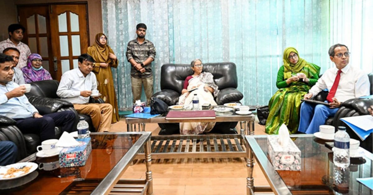 ‘গবাদি পশুর রোগ নির্মূলে টিকাদান কার্যক্রম জোরদার করতে হবে’
