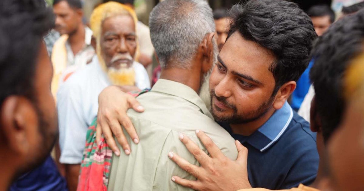 নওগাঁর প্রত্যন্ত অঞ্চল সফর করলেন নাহিদ-সারজিসসহ এনসিপির নেতারা