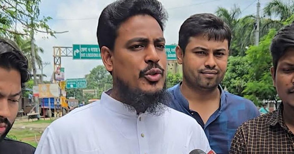 সন্ত্রাস ও অর্থের প্রভাবের রাজনীতিকে প্রশ্রয় দিতে চাই না: আখতার হোসেন
