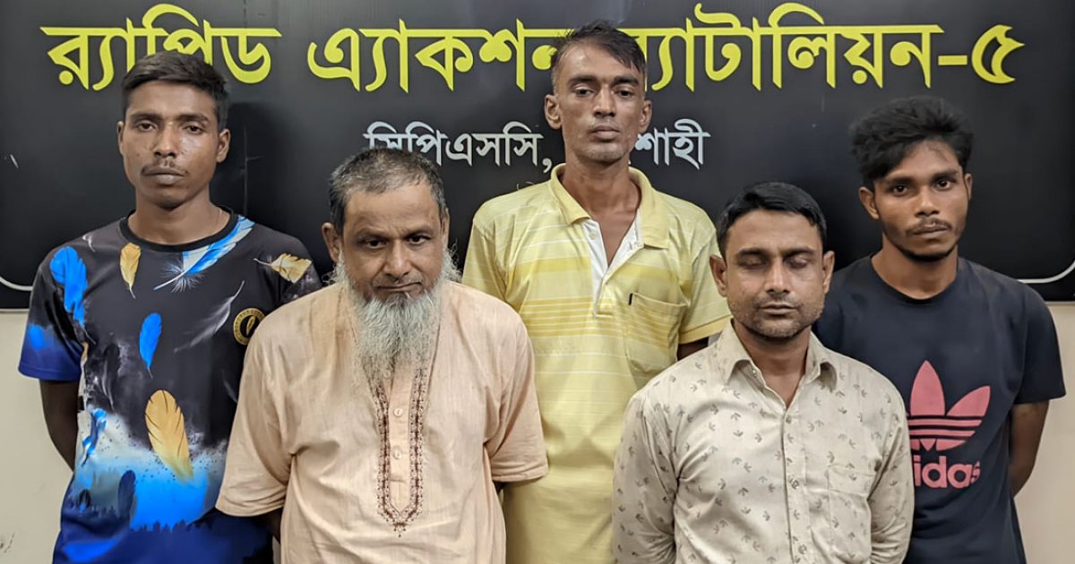 ফার্মেসিতে ওষুধের আড়ালে ‘ট্যাপেন্টাডল’ বিক্রির অভিযোগ, আটক ৫