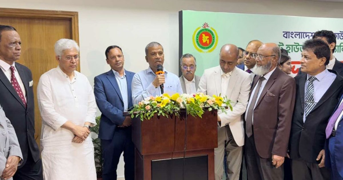 অসংখ্য বিশ্ববিদ্যালয়ে মানসম্মত আইন শিক্ষা দেওয়া হয় না: আসিফ নজরুল
