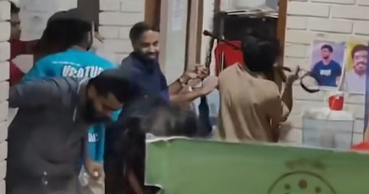 জুলাই শহীদ স্মৃতি ফাউন্ডেশনের কার্যালয় ভাঙচুর