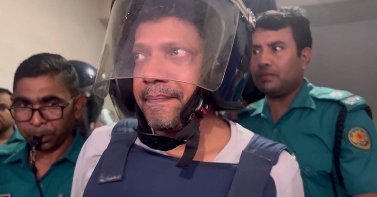 এলাকার মানুষের মৃত্যু সংবাদ শুনে কাঁদলেন পলক