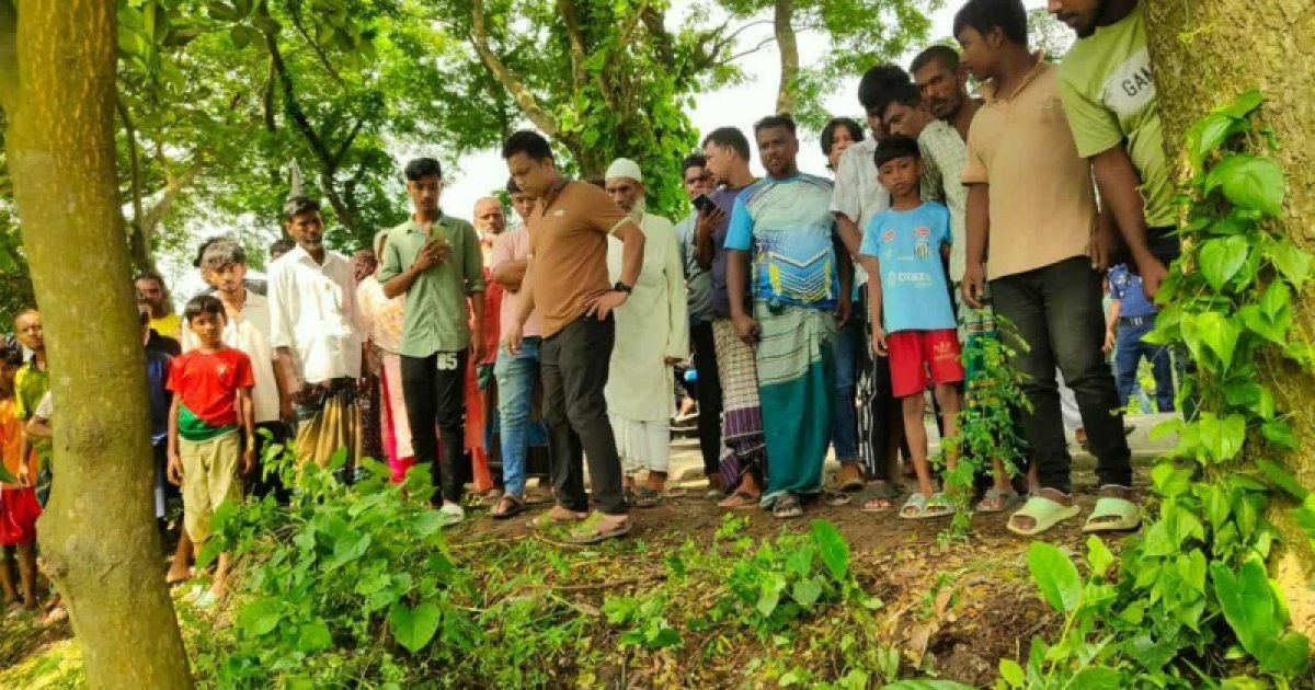 কুমিল্লায় সড়কের পাশ থেকে যুবকের লাশ উদ্ধার