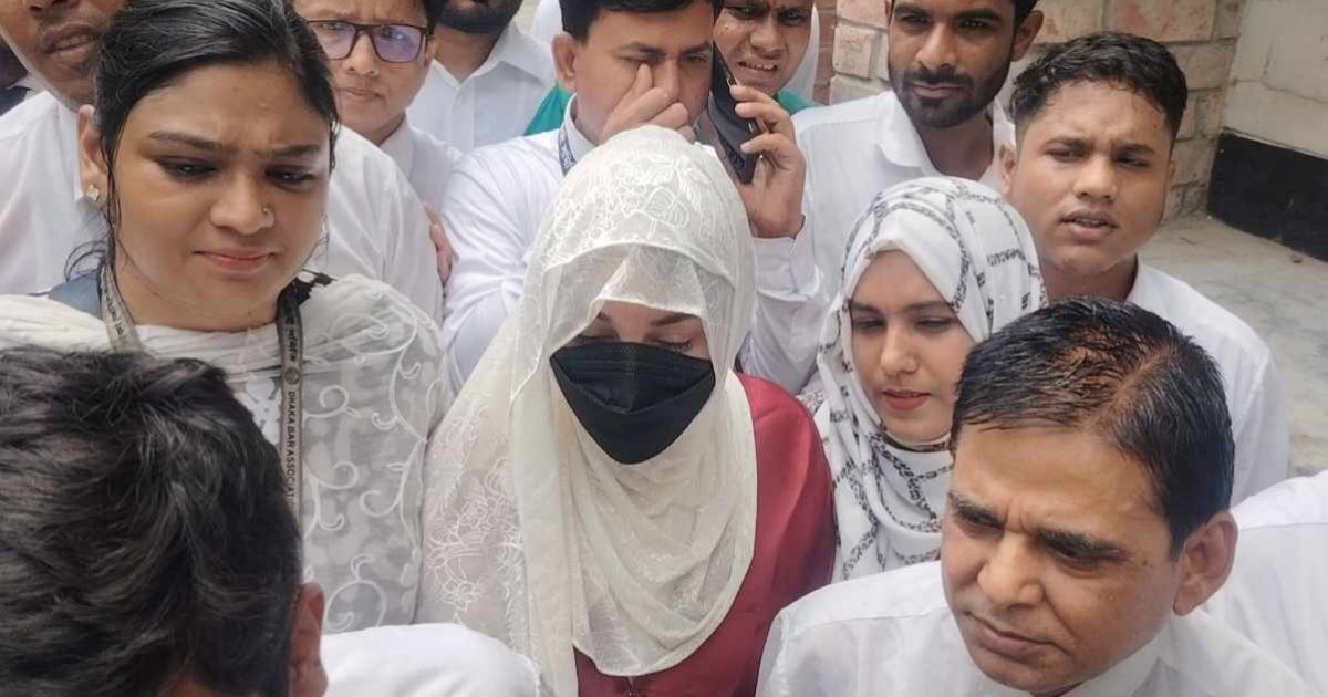 রাজনীতি বুঝিও না, করিও না: অপু বিশ্বাস