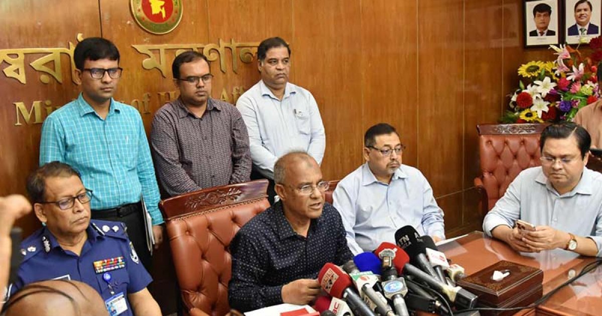 যেকোনও সময় চিরুনি অভিযান চালানো হতে পারে: স্বরাষ্ট্র উপদেষ্টা