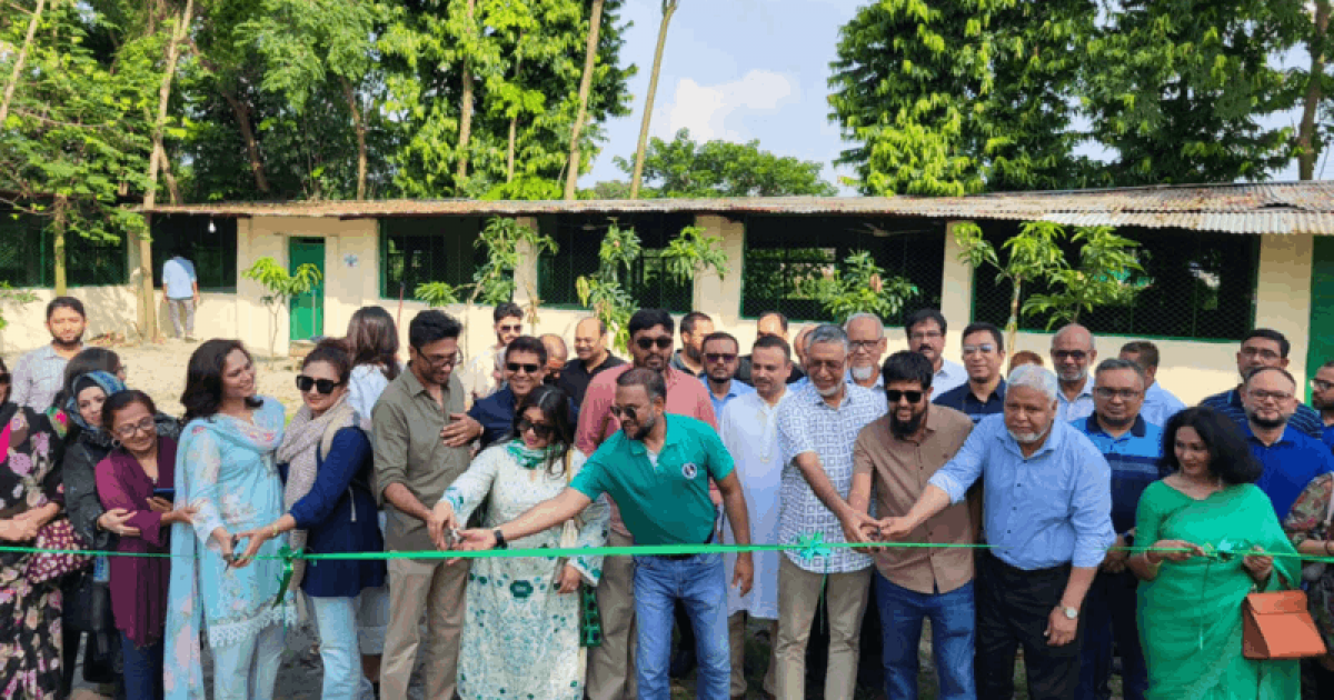 সাভারে দেশের প্রথম কুকুরের ক্যান্সার চিকিৎসা ও পুনর্বাসন কেন্দ্র স্থাপন