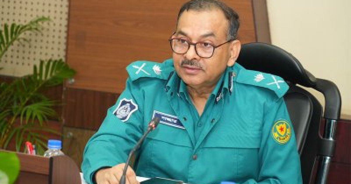 ডেমরা পুলিশ লাইনস স্কুলের ভিত্তিপ্রস্তর স্থাপন করলেন ডিএমপি কমিশনার