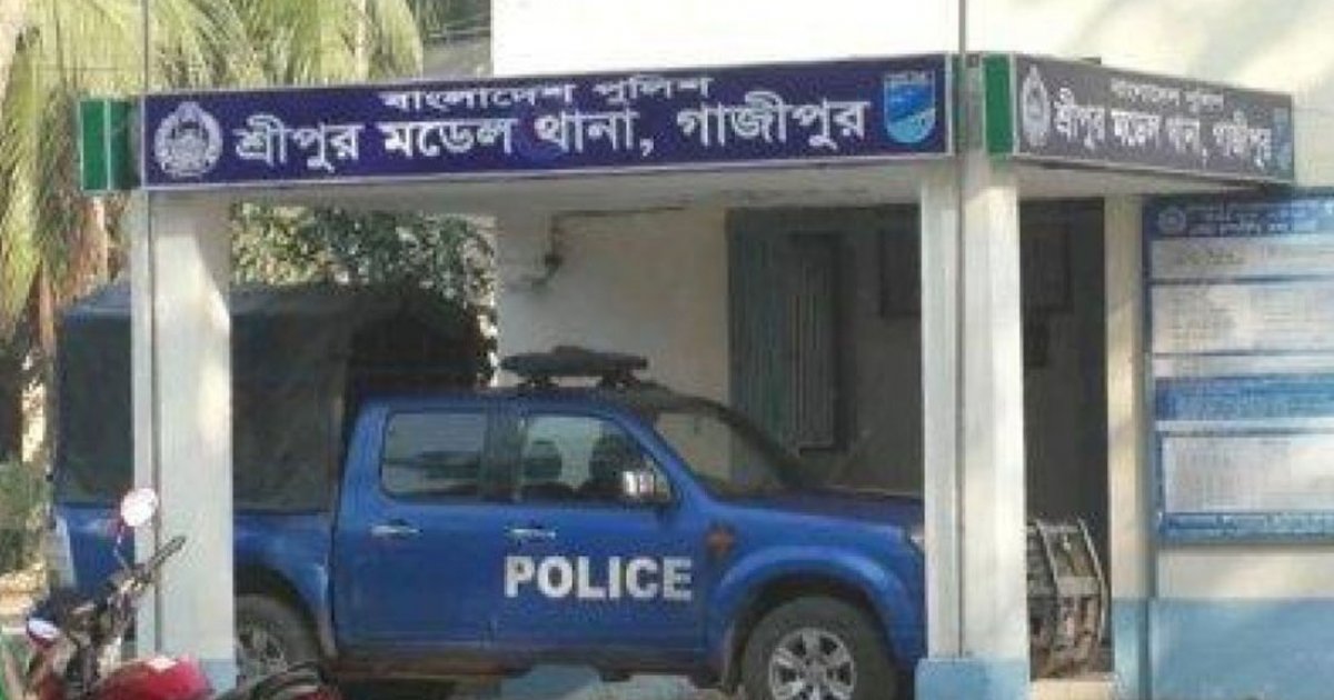আসামিদের ছেড়ে দেওয়ার কথা বলে ঘুষ নেওয়ার অভিযোগ এসআইয়ের বিরুদ্ধে