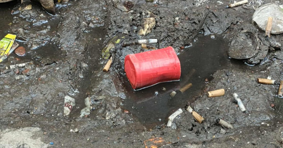 এনসিপির কার্যালয়ের সামনে ককটেল নিক্ষেপ