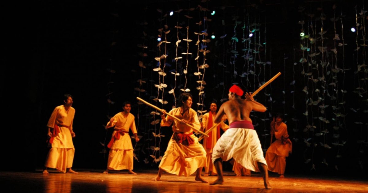 সমিতির মঞ্চে লালনের ‘বারামখানা’